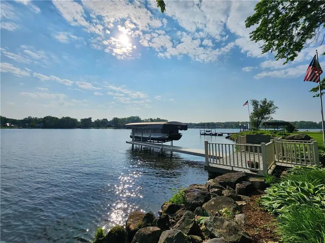 $999,999 | 808 Latonka Drive, Mercer, PA 16137