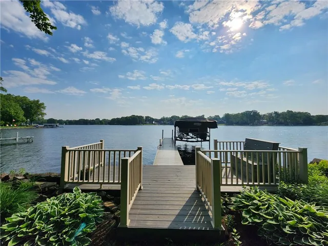 $999,999 | 808 Latonka Drive, Mercer, PA 16137