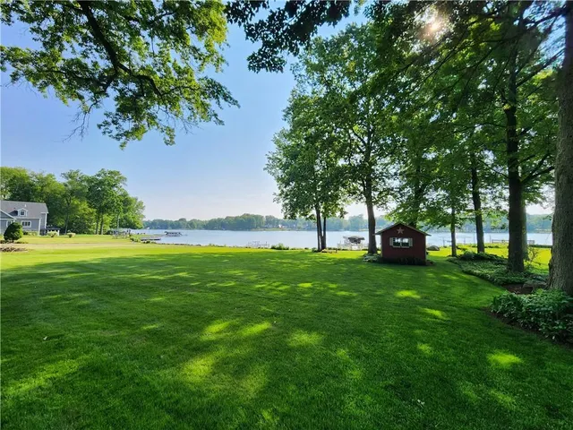 $999,999 | 808 Latonka Drive, Mercer, PA 16137