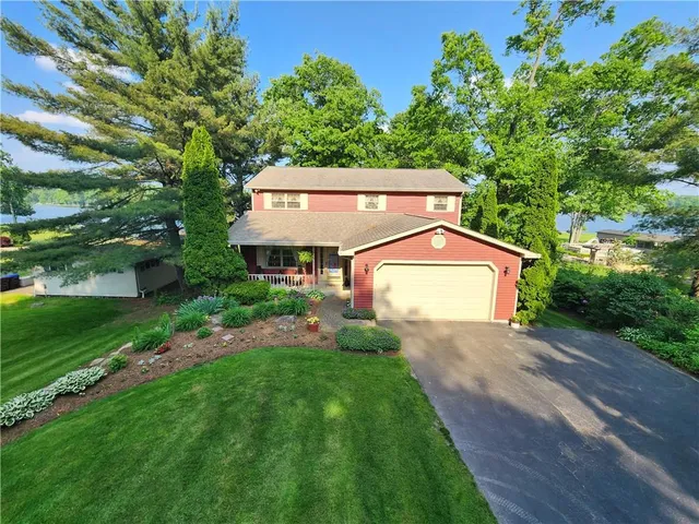 $999,999 | 808 Latonka Drive, Mercer, PA 16137