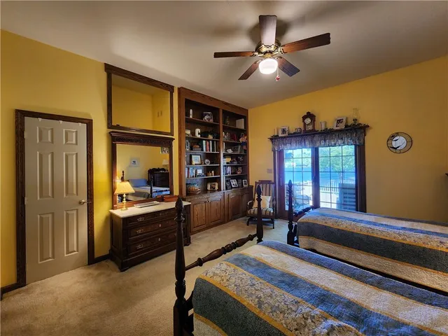 $999,999 | 808 Latonka Drive, Mercer, PA 16137