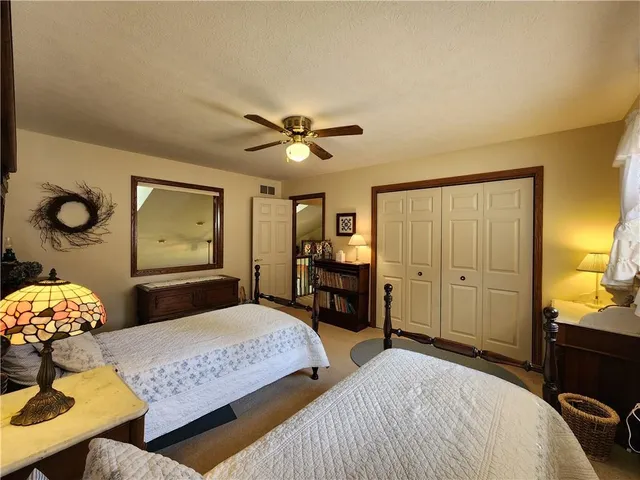 $999,999 | 808 Latonka Drive, Mercer, PA 16137