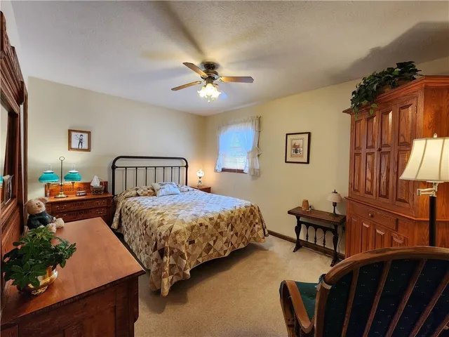 $999,999 | 808 Latonka Drive, Mercer, PA 16137