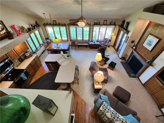 $999,999 | 808 Latonka Drive, Mercer, PA 16137