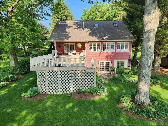 $999,999 | 808 Latonka Drive, Mercer, PA 16137