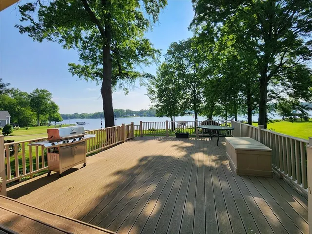 $999,999 | 808 Latonka Drive, Mercer, PA 16137