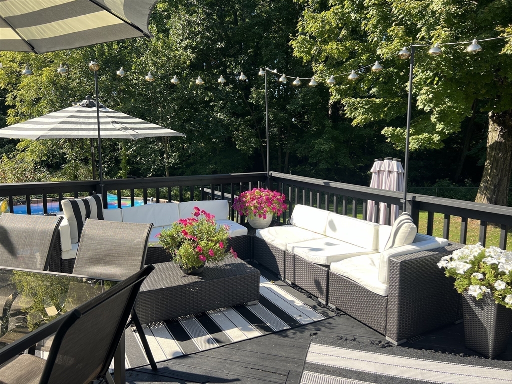 34 Pebble Path Lane West Springfield, MA 01089 - Photo 7 of 35