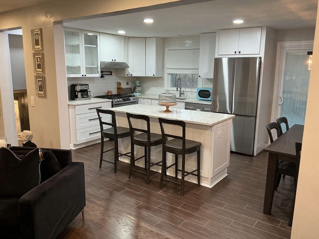 34 Pebble Path Lane West Springfield, MA 01089 - Photo 9 of 35