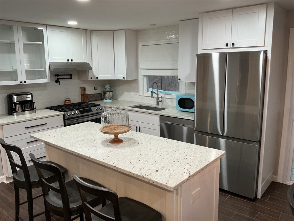 34 Pebble Path Lane West Springfield, MA 01089 - Photo 10 of 35