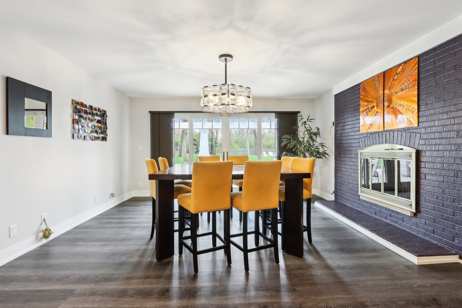 598 Rockefeller Road Lake Forest, IL 60045 - Photo 24 of 86 a dining room with furniture a chandelier and wooden floor