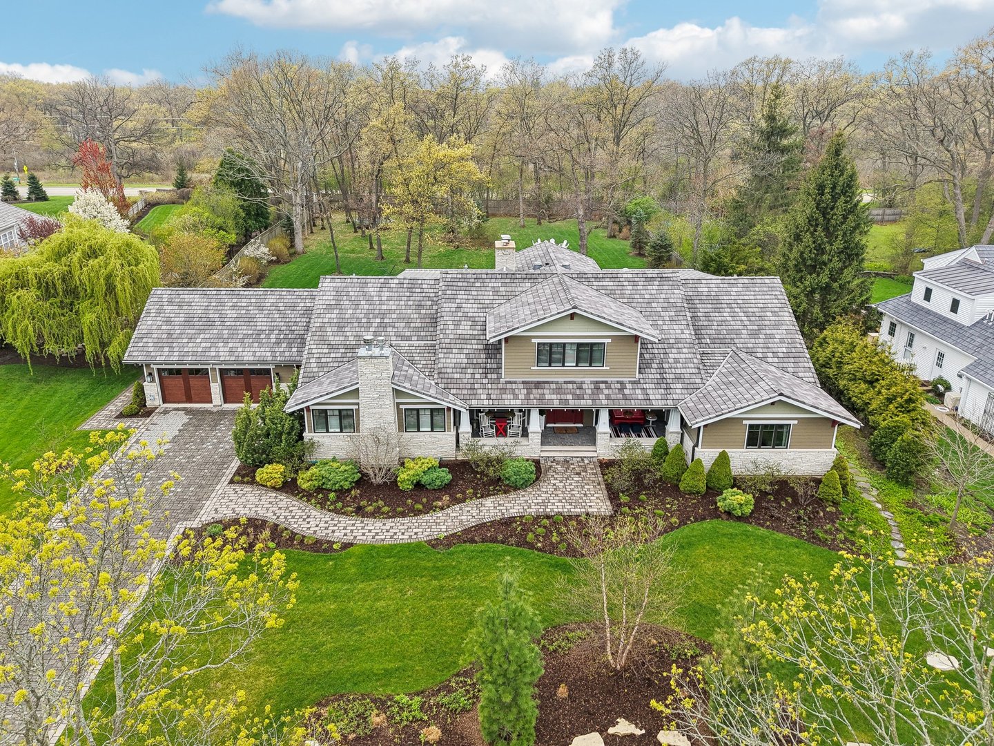 598 Rockefeller Road Lake Forest, IL 60045 - Photo 81 of 86 a aerial view of a house next to a yard
