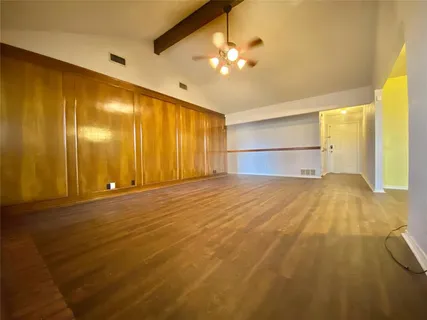 a view of empty room