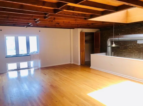 $2,450 | 1835 South Loomis Street, Unit LOFT, Chicago, IL 60608