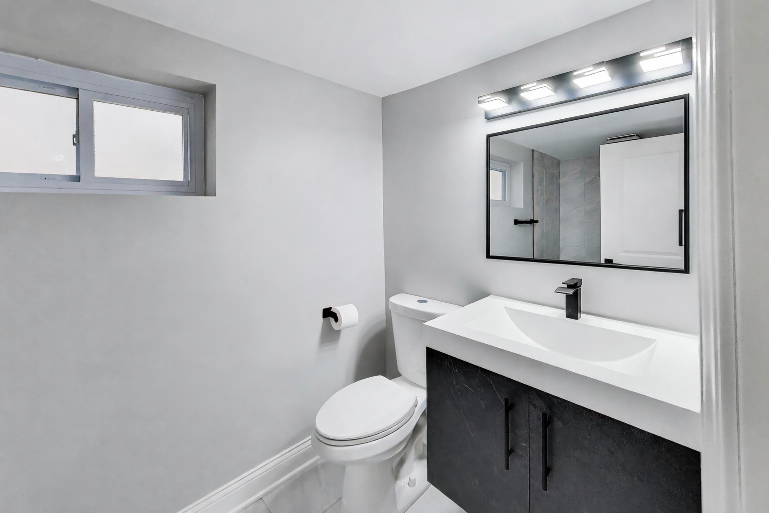 2227 Foster Street Evanston, IL 60201 - Photo 18 of 20