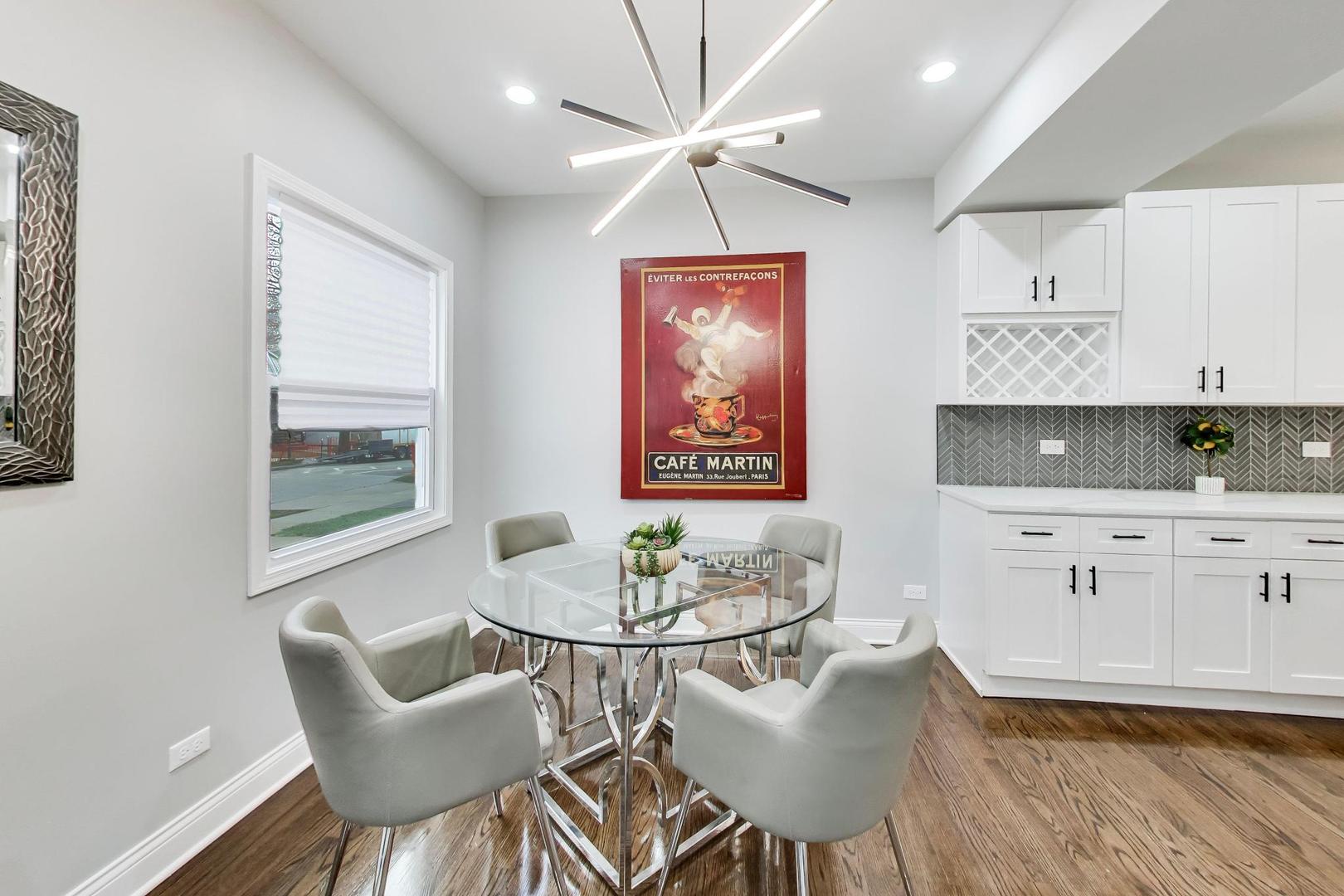 2227 Foster Street Evanston, IL 60201 - Photo 5 of 20