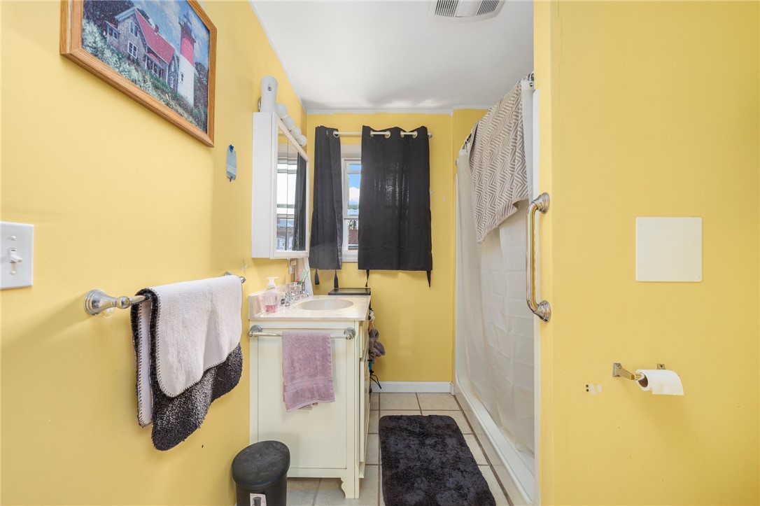 66 Benedict Road Warwick, RI 02888 - Photo 25 of 35 Gallery Image 25