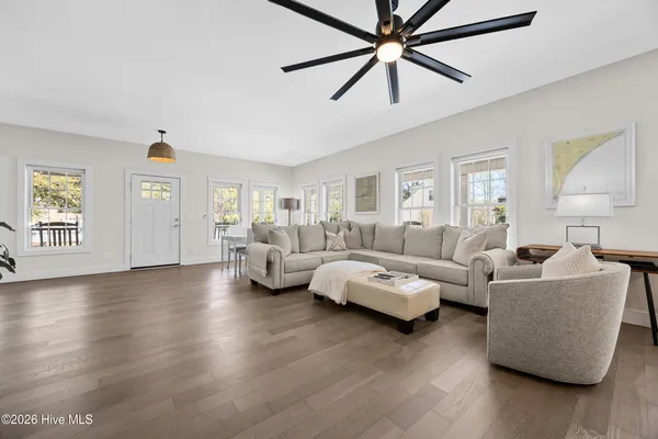 $600,000 | 209 Sand Dollar Lane, Hampstead, NC 28443