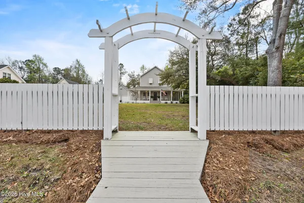 $600,000 | 209 Sand Dollar Lane, Hampstead, NC 28443