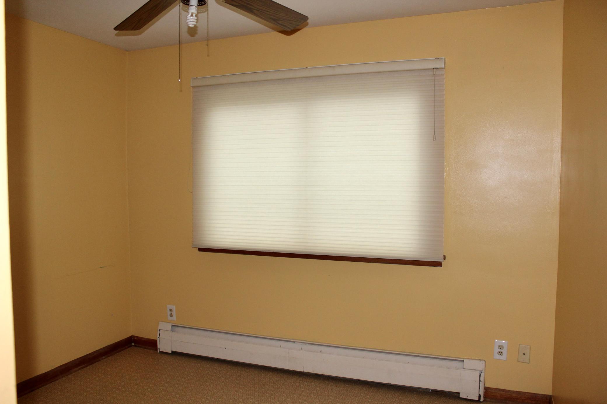 318 4th Street Northwest Blooming Prairie, MN 55917 - Photo 14 of 23