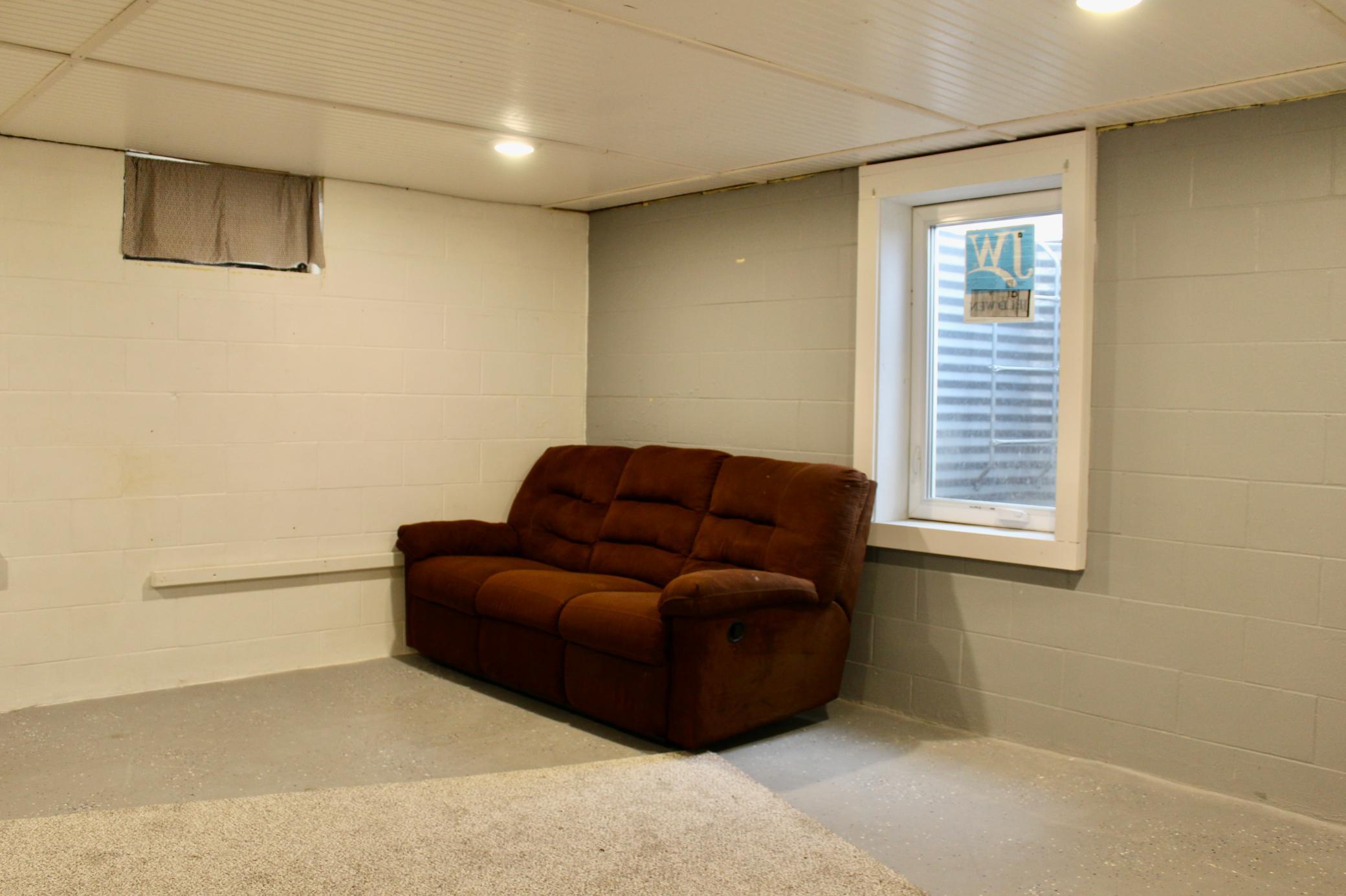 318 4th Street Northwest Blooming Prairie, MN 55917 - Photo 18 of 23