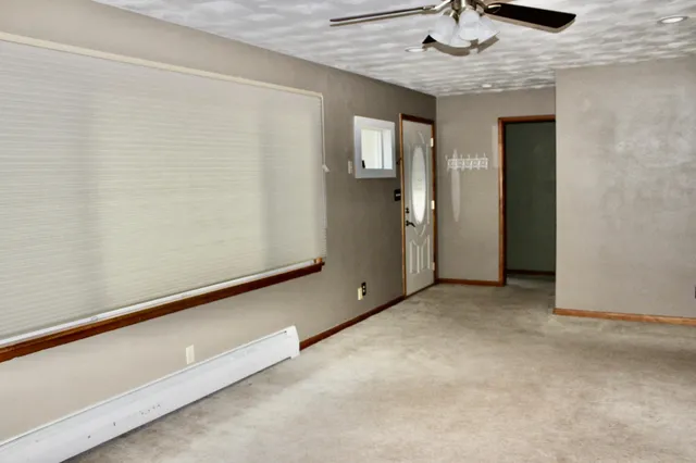 $199,900 | 318 4th Street Northwest, Blooming Prairie, MN 55917