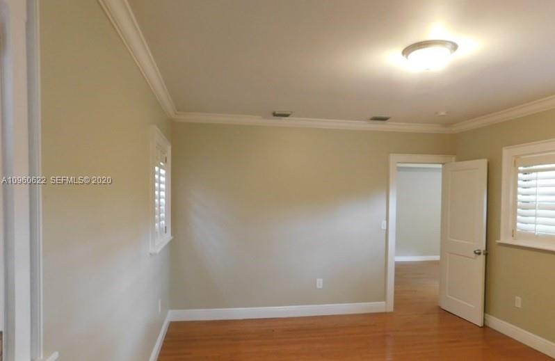 364 Southwest 19th Road Miami, FL 33129 - Photo 14 of 18
