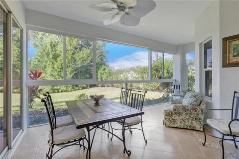 $675,000 | 870 Vistana Circle, Unit 52, Naples, FL 34119