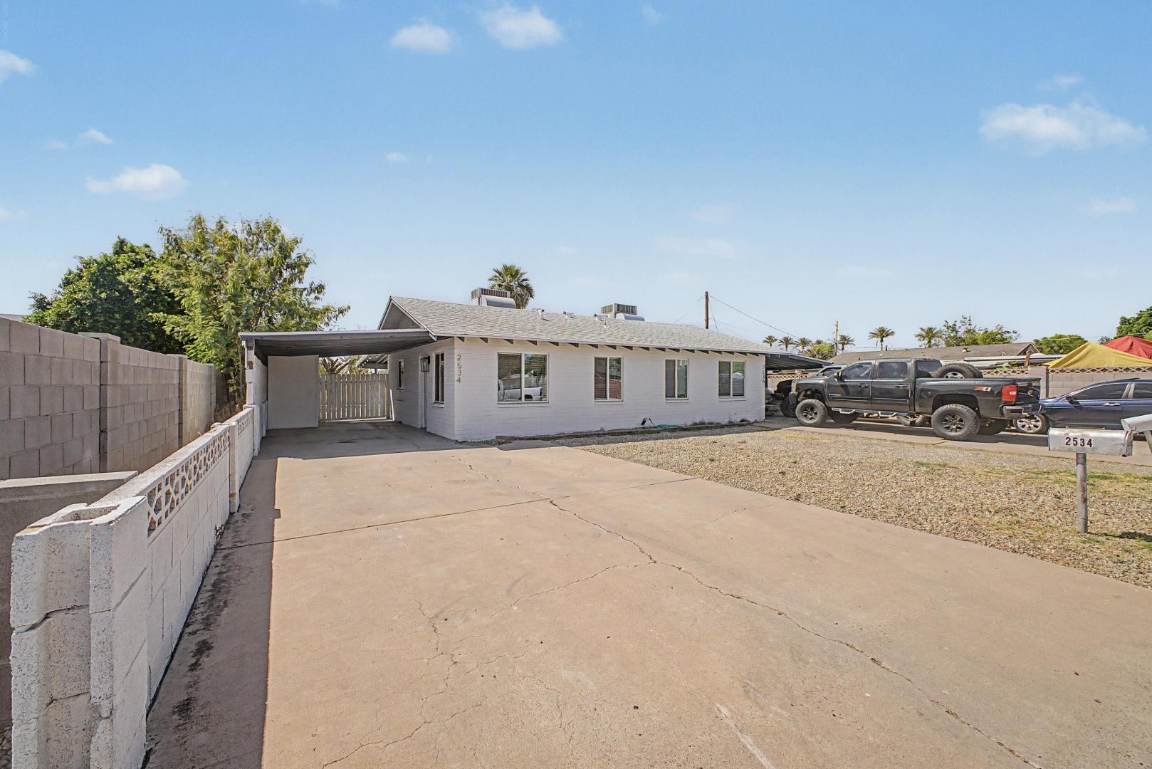 2534 North 28th Street Phoenix, AZ 85008 - Photo 3 of 33 Photo #3