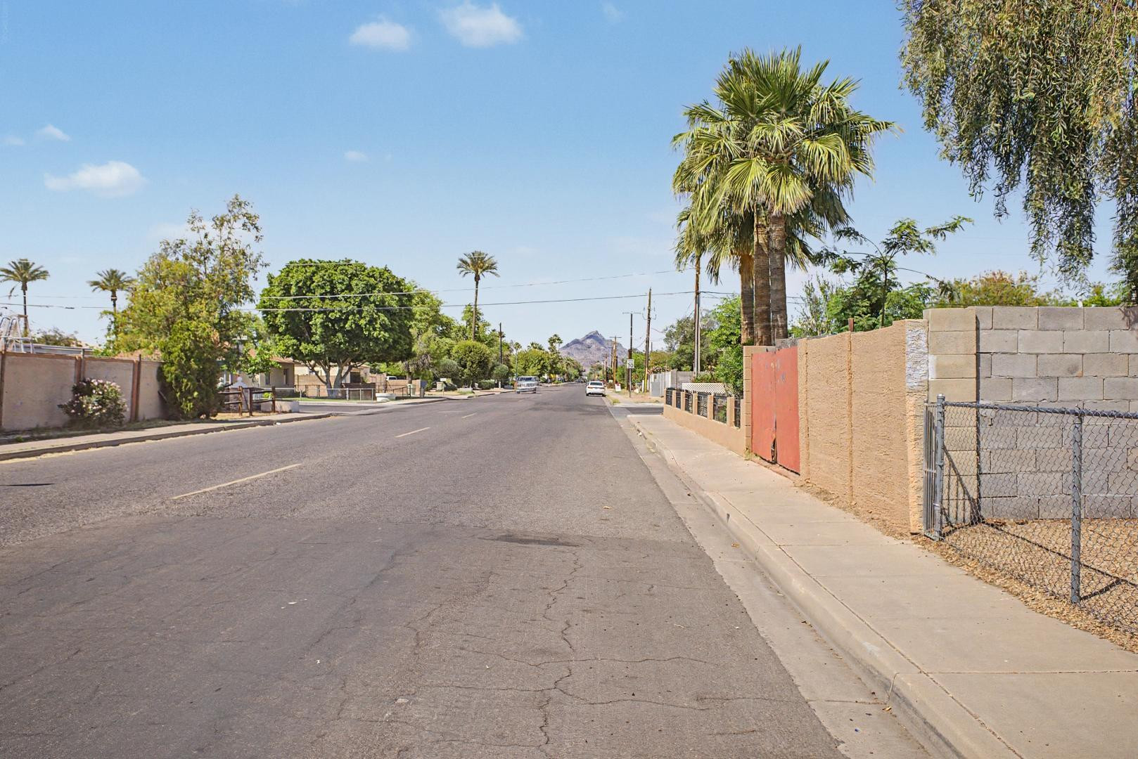 2534 North 28th Street Phoenix, AZ 85008 - Photo 33 of 33 a view of a street