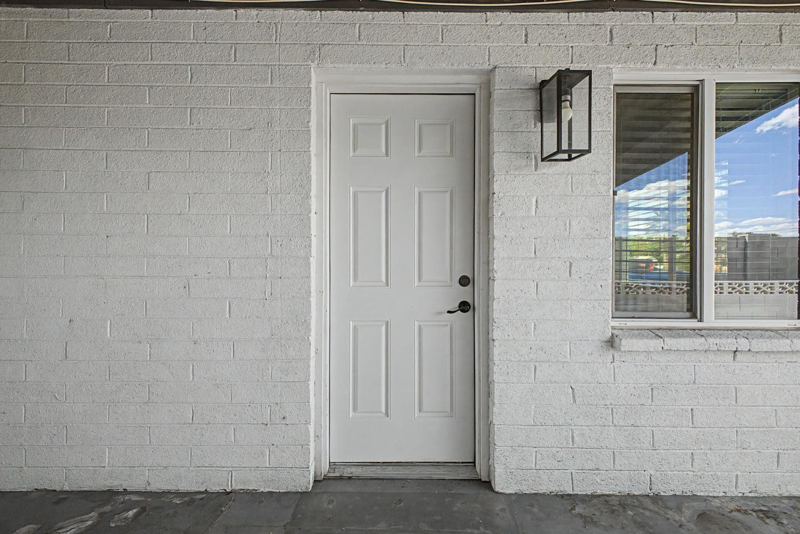 2534 North 28th Street Phoenix, AZ 85008 - Photo 6 of 33 a view of a door of the house