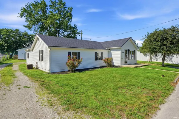 $199,995 | 1729 Madison Street, Decatur, IN 46733
