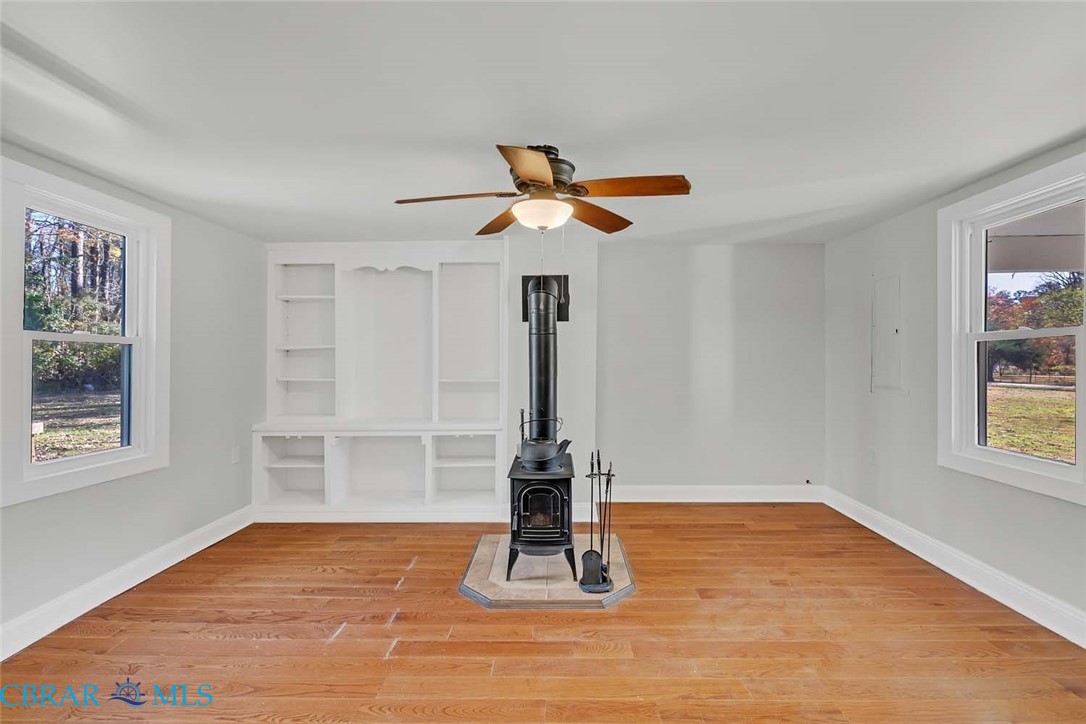 1055 Ridgefield Road Mathews, VA 23109 - Photo 5 of 43