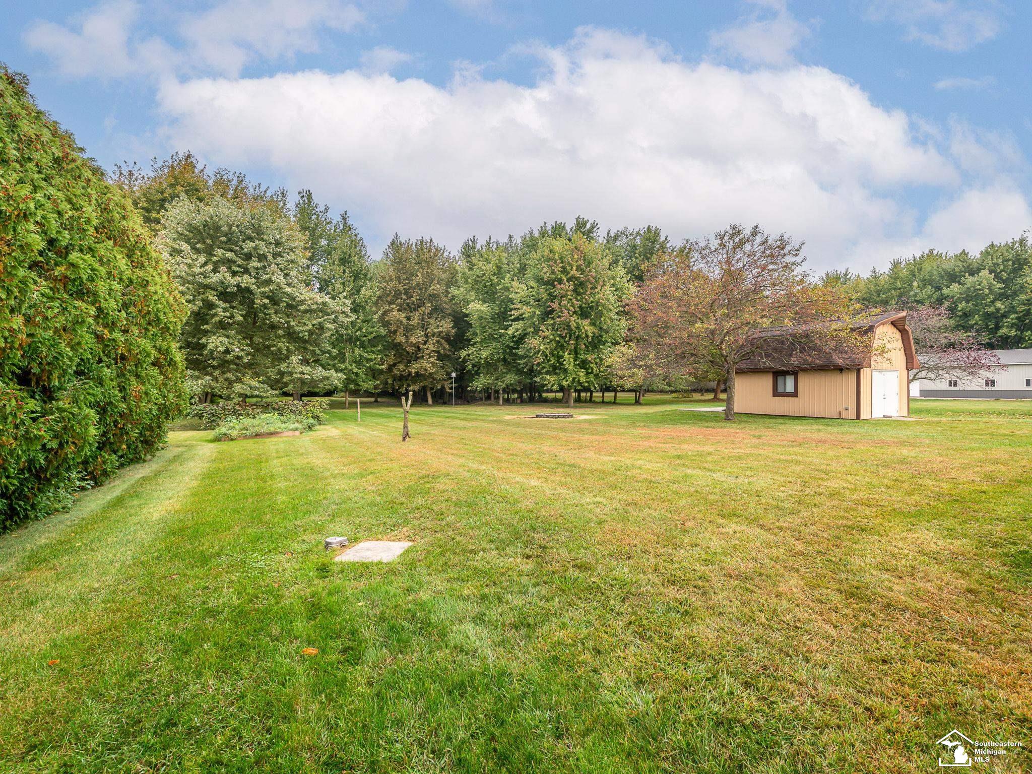 2451 North Raisinville Road Monroe, MI 48162 - Photo 34 of 40