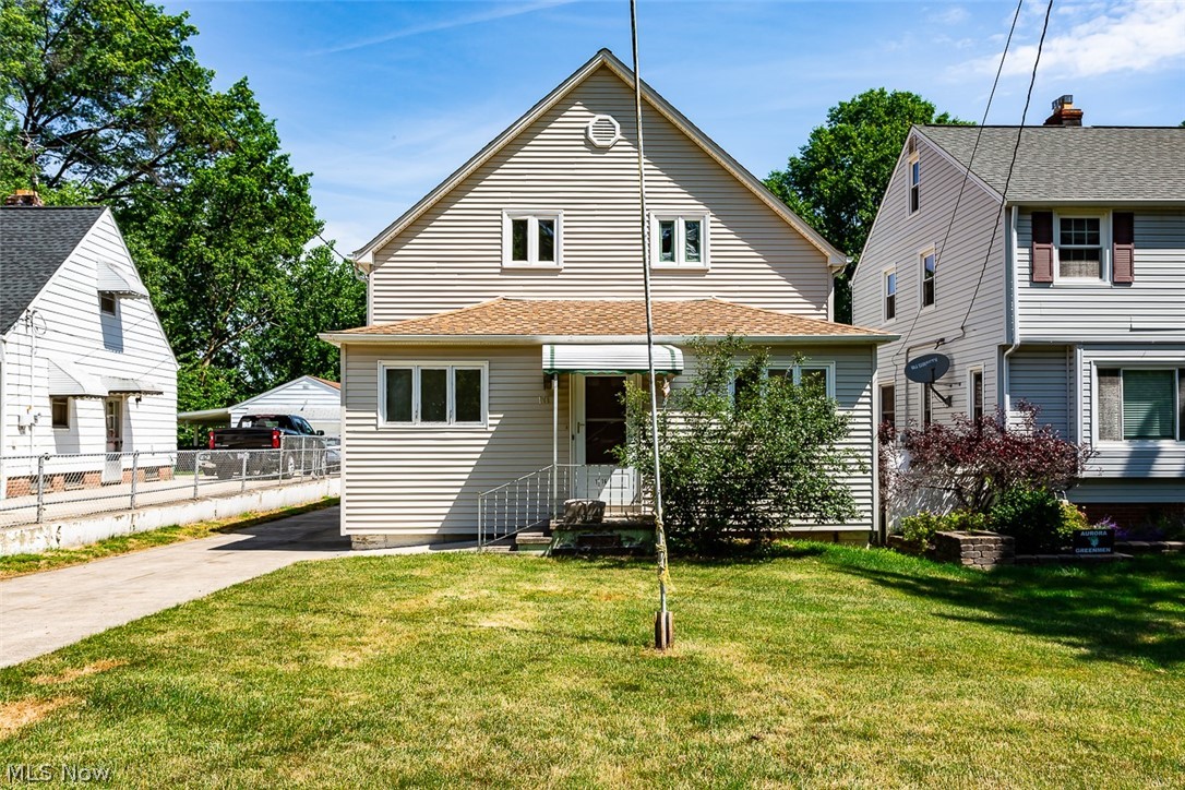 1716 Lorimer Road Cleveland, OH 44134 - Photo 1 of 31