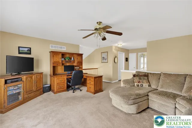 $525,000 | 2852 Donegal Drive, Lower Macungie Township, PA 18062