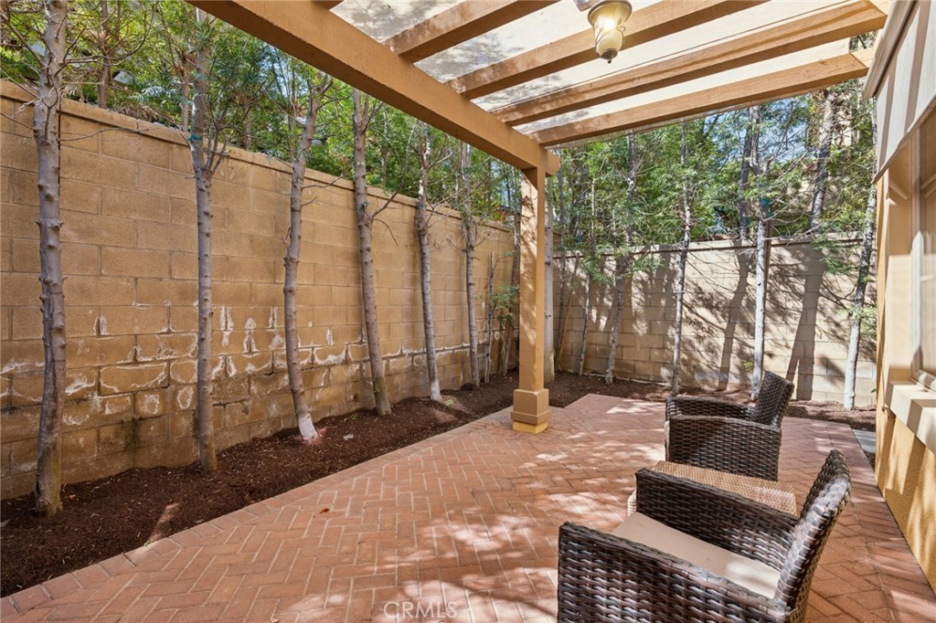 33 Bianco Irvine, CA 92618 - Photo 11 of 59