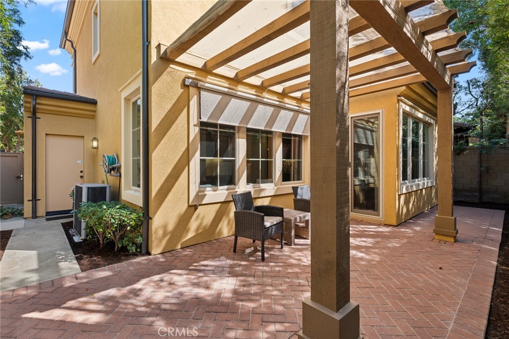 33 Bianco Irvine, CA 92618 - Photo 12 of 59