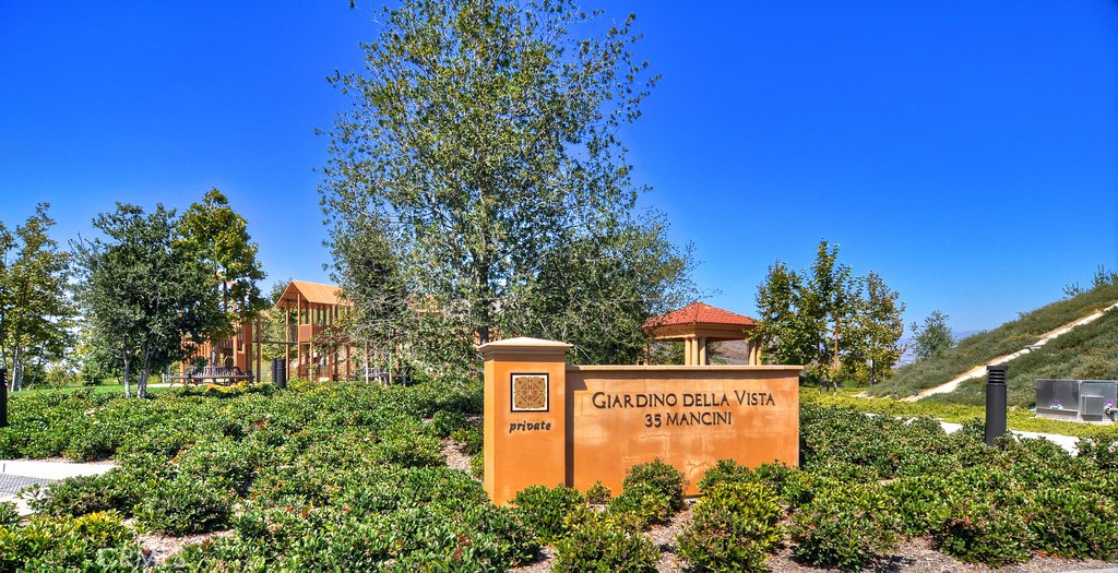 33 Bianco Irvine, CA 92618 - Photo 41 of 59