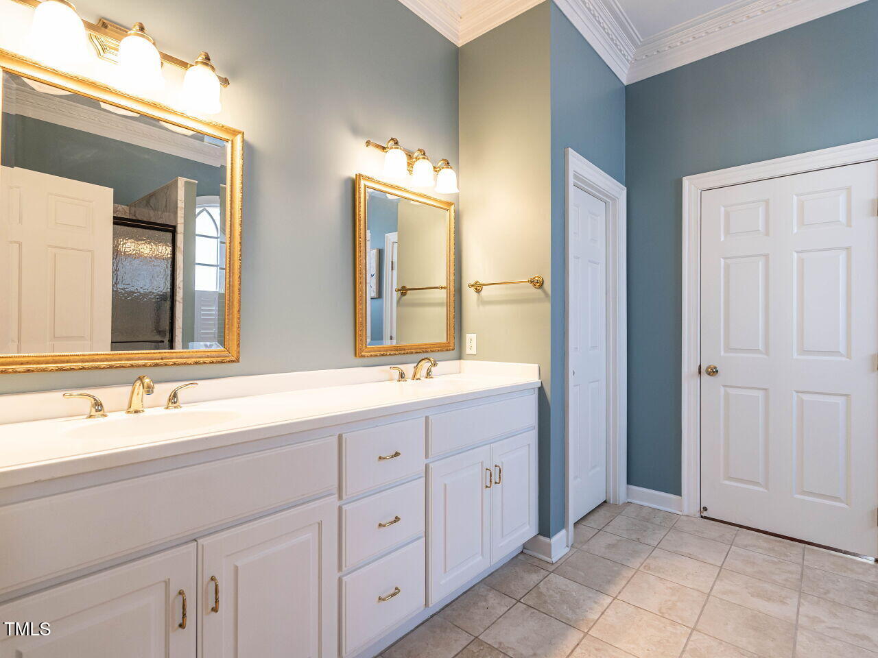 8620 Humie Olive Road Apex, NC 27502 - Photo 23 of 57 023-1280x960-primary-bath