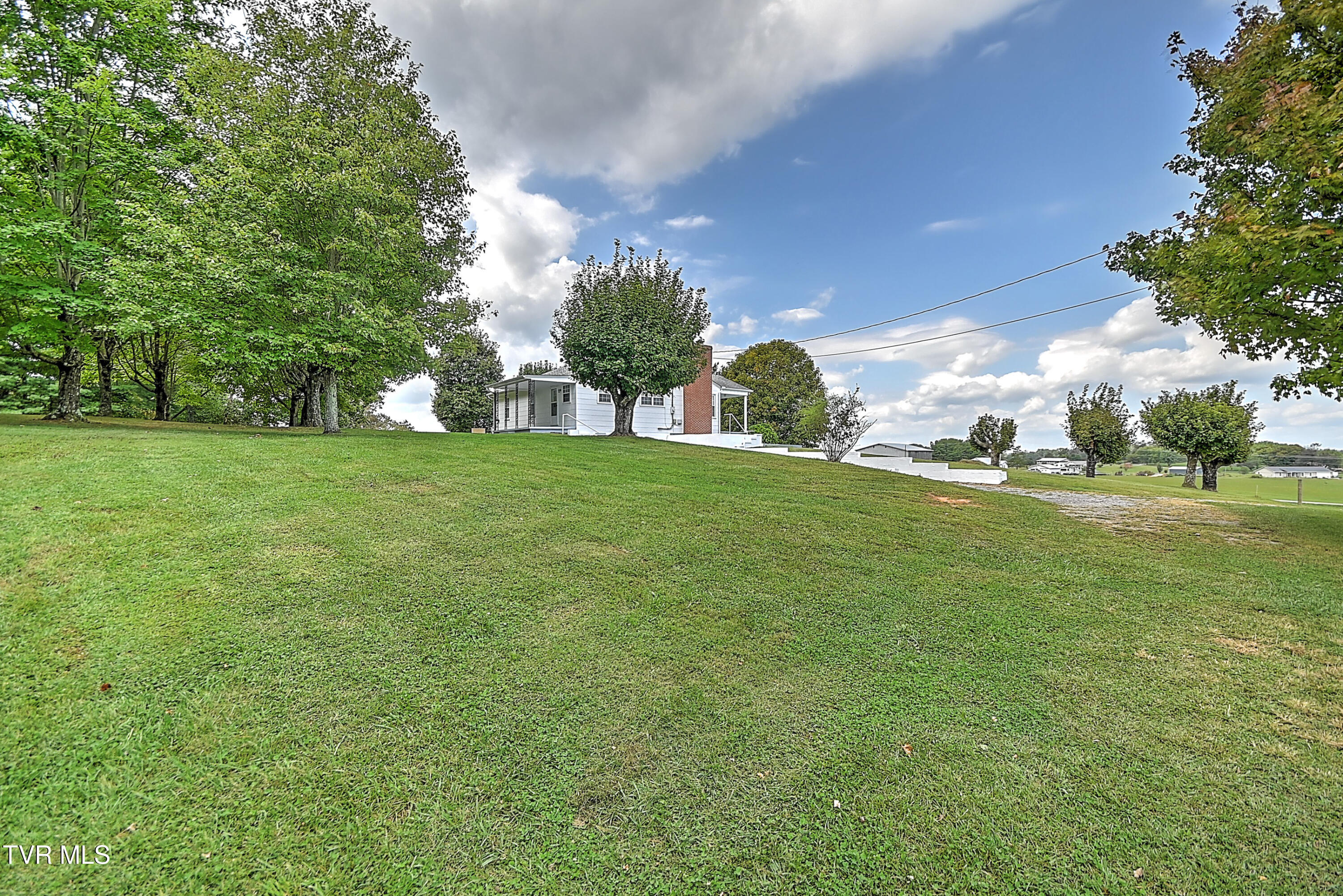 1160 Dodd Branch Road Greeneville, TN 37743 - Photo 27 of 34 1150 Dodd Creek BS-27