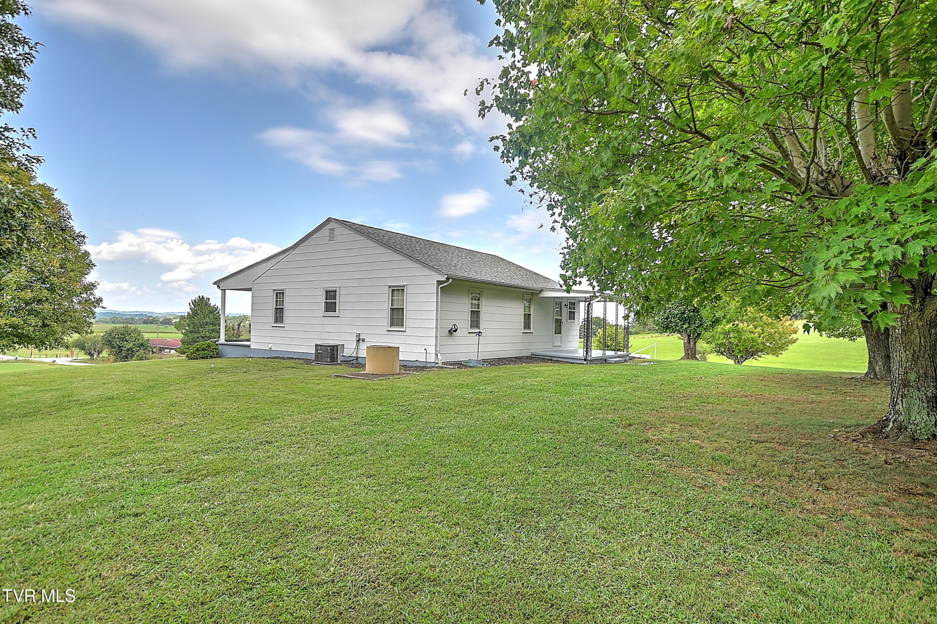 1160 Dodd Branch Road Greeneville, TN 37743 - Photo 33 of 34 1150 Dodd Creek BS-33