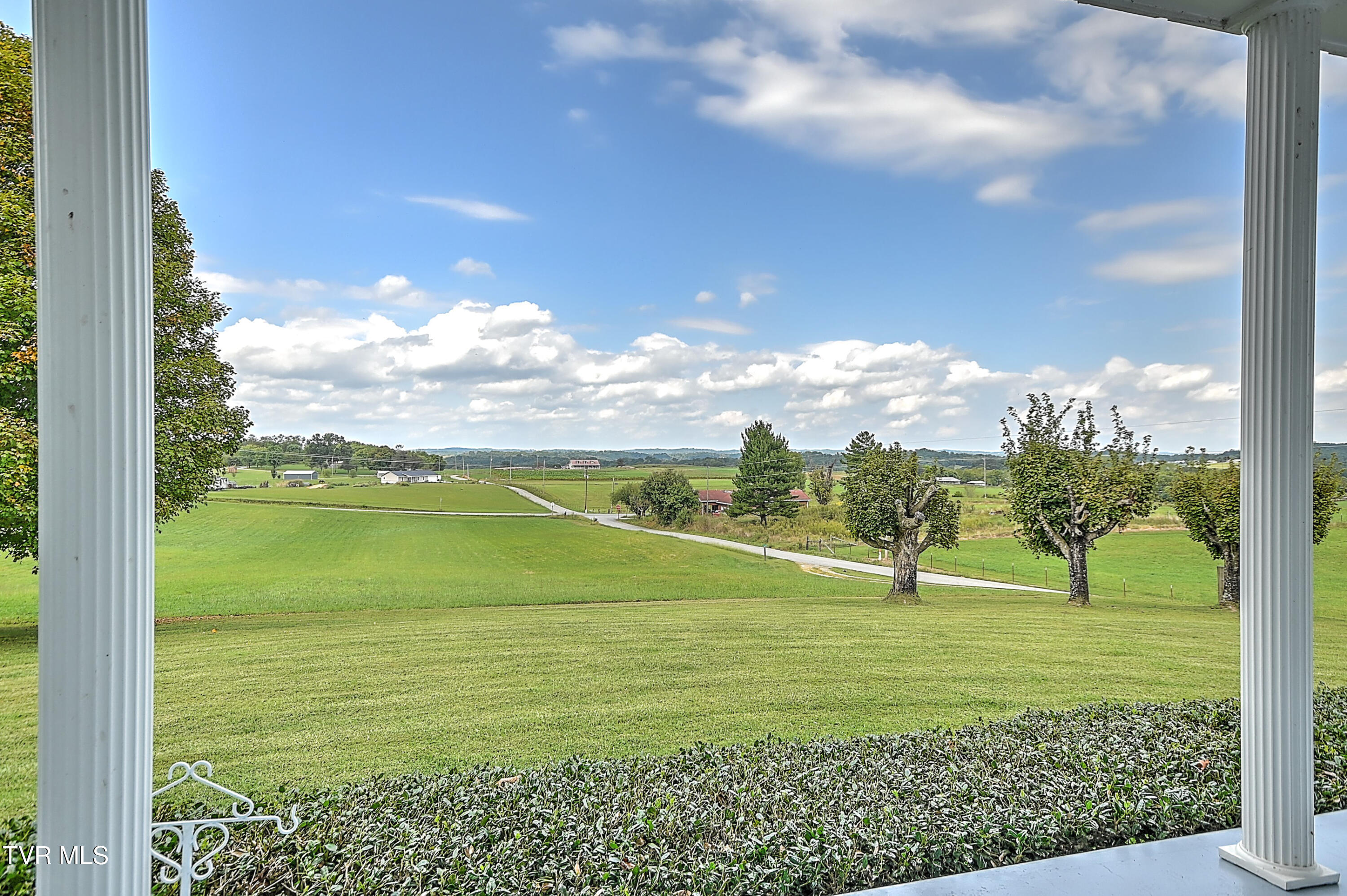 1160 Dodd Branch Road Greeneville, TN 37743 - Photo 6 of 34 1150 Dodd Creek BS-6