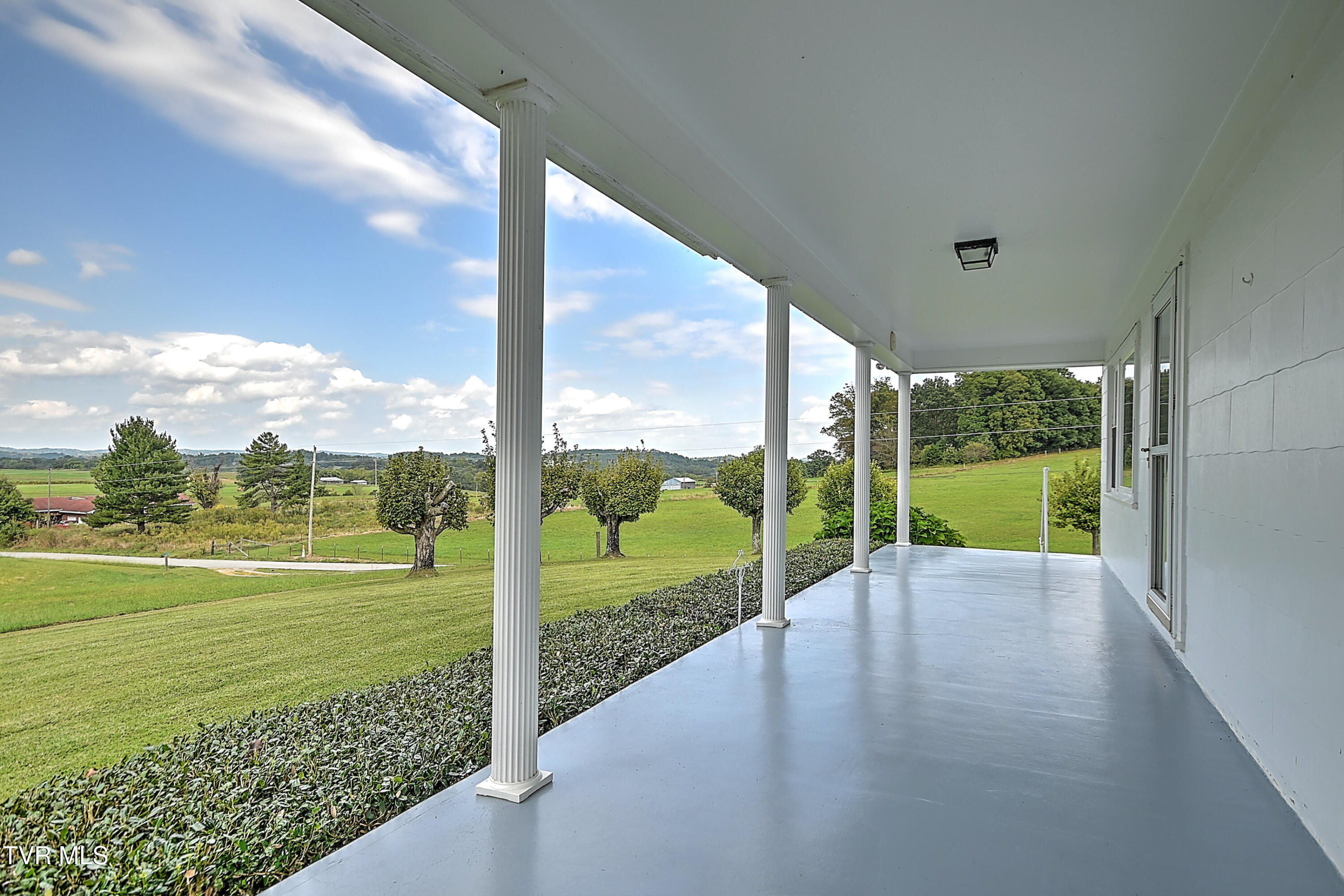 1160 Dodd Branch Road Greeneville, TN 37743 - Photo 7 of 34 1150 Dodd Creek BS-7