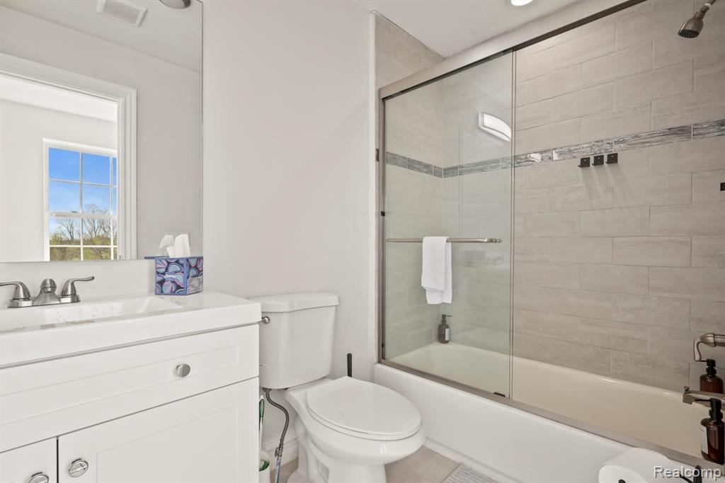 3227 Lohr Road Ann Arbor, MI 48108 - Photo 20 of 23