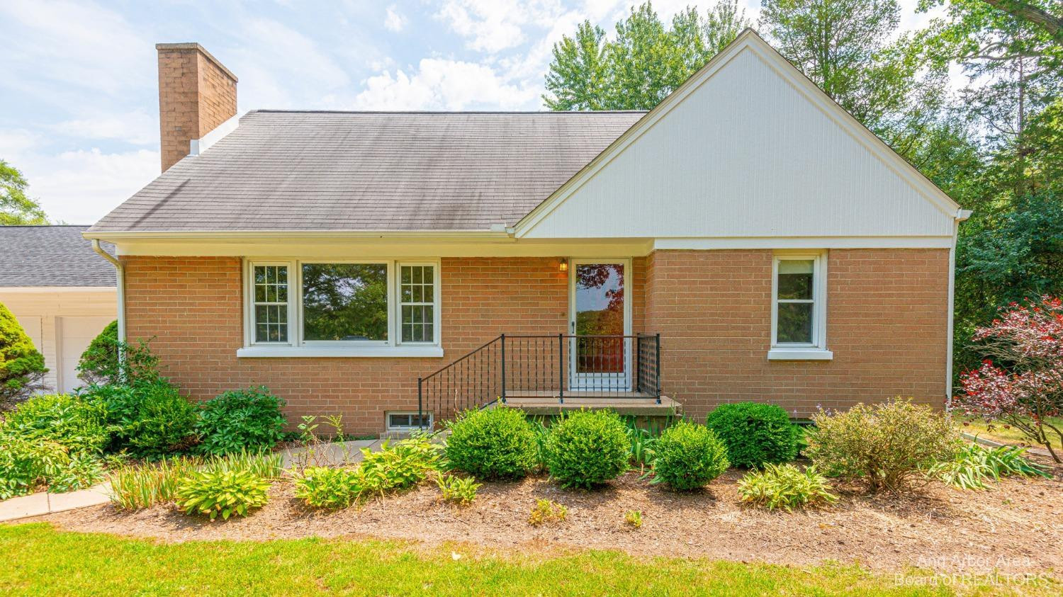 6900 Dexter-Pinckney Road Dexter, MI 48130 - Photo 2 of 30 Beautiful Brick Home!