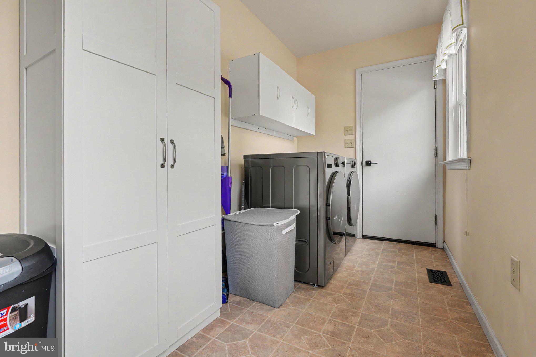 602 Quarry Road Perkasie, PA 18944 - Photo 16 of 33 main floor mud room