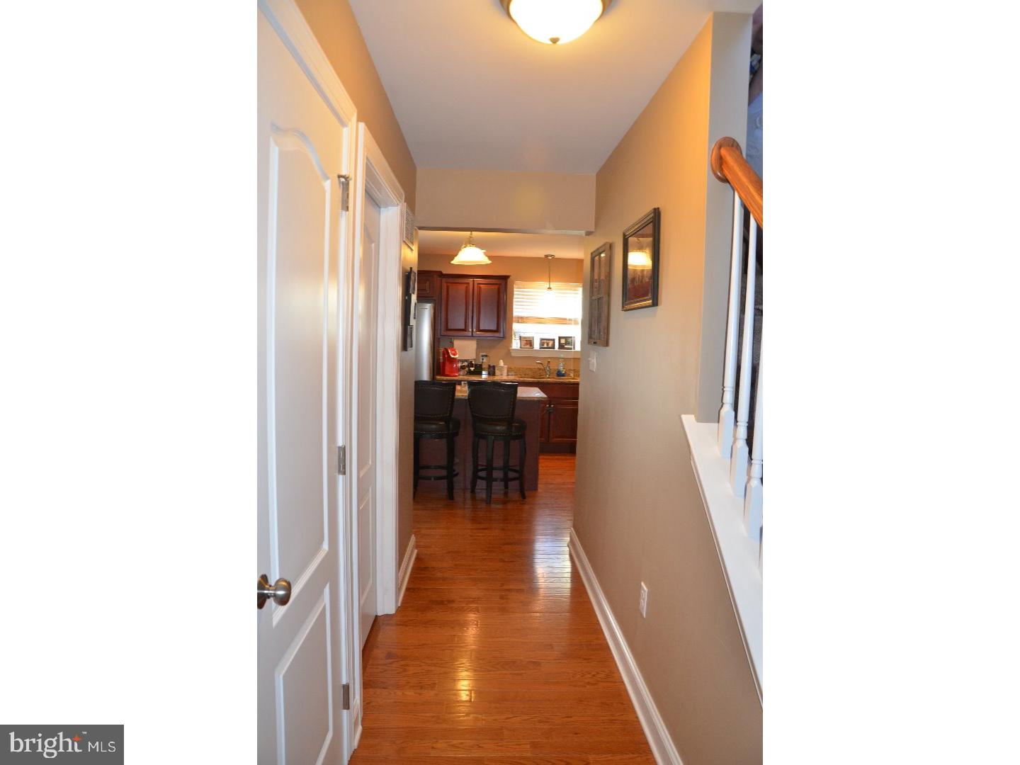 112 Congo-Niantic Road Barto, PA 19504 - Photo 8 of 17 Foyer