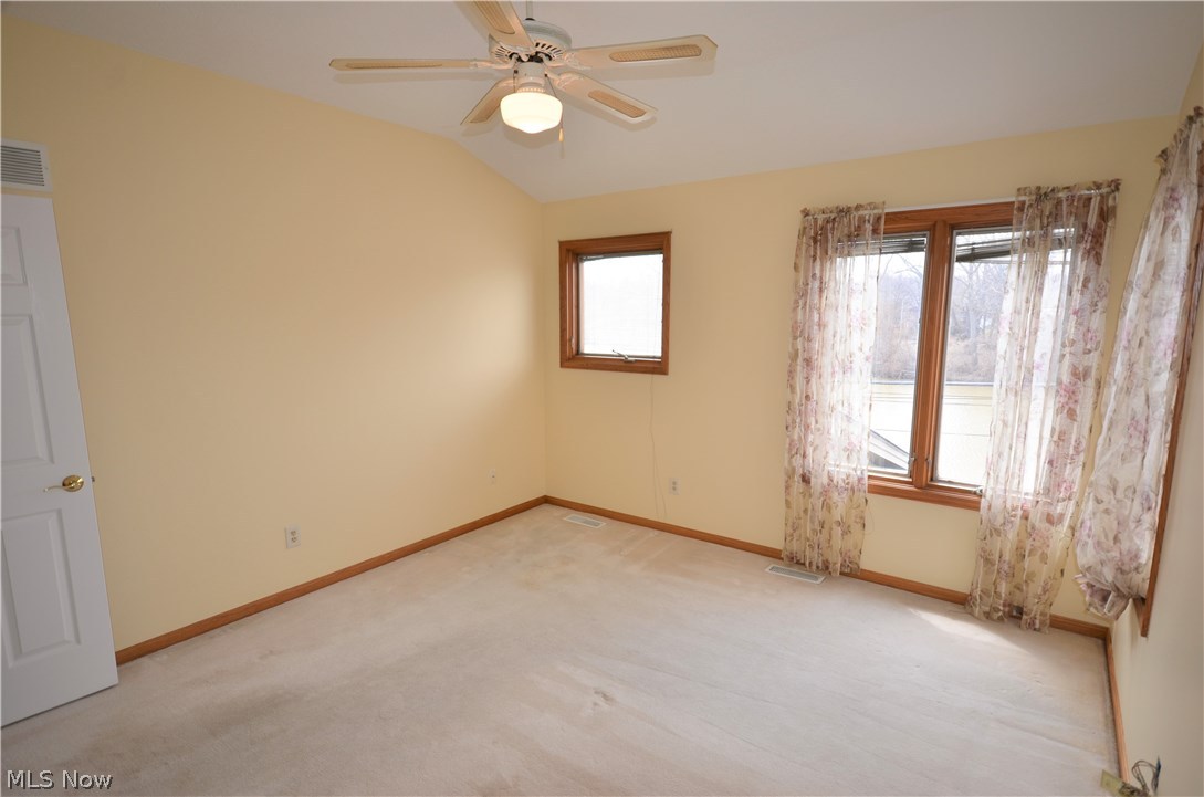 895 Riverside Drive Vermilion, OH 44089 - Photo 16 of 31 Gallery Image 16