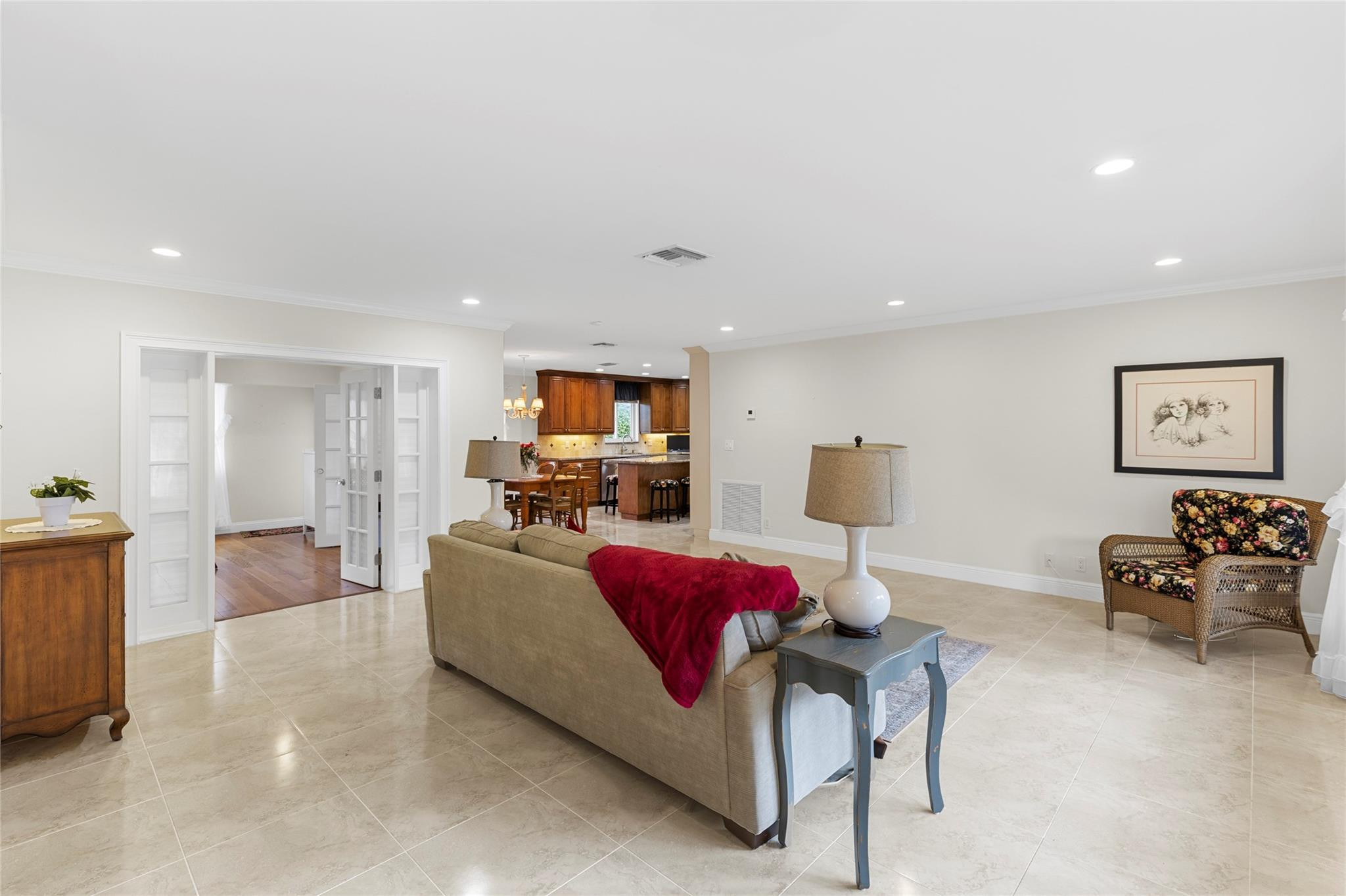 7237 East Tropical Way Plantation, FL 33317 - Photo 14 of 50 Open concept living area