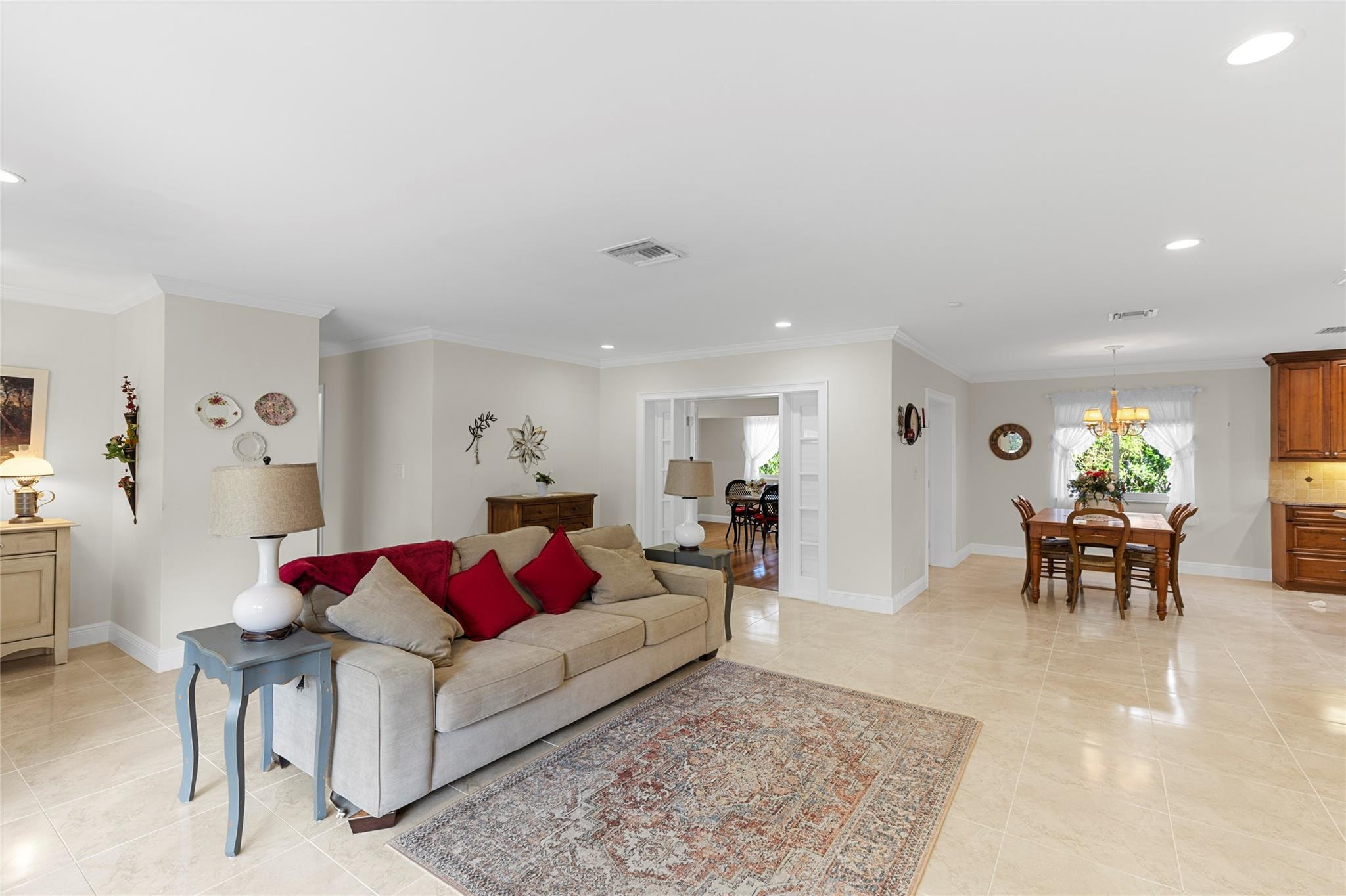 7237 East Tropical Way Plantation, FL 33317 - Photo 15 of 50 Photo 15